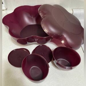 Large Tupperware “crushed raspberry” chip and dip container